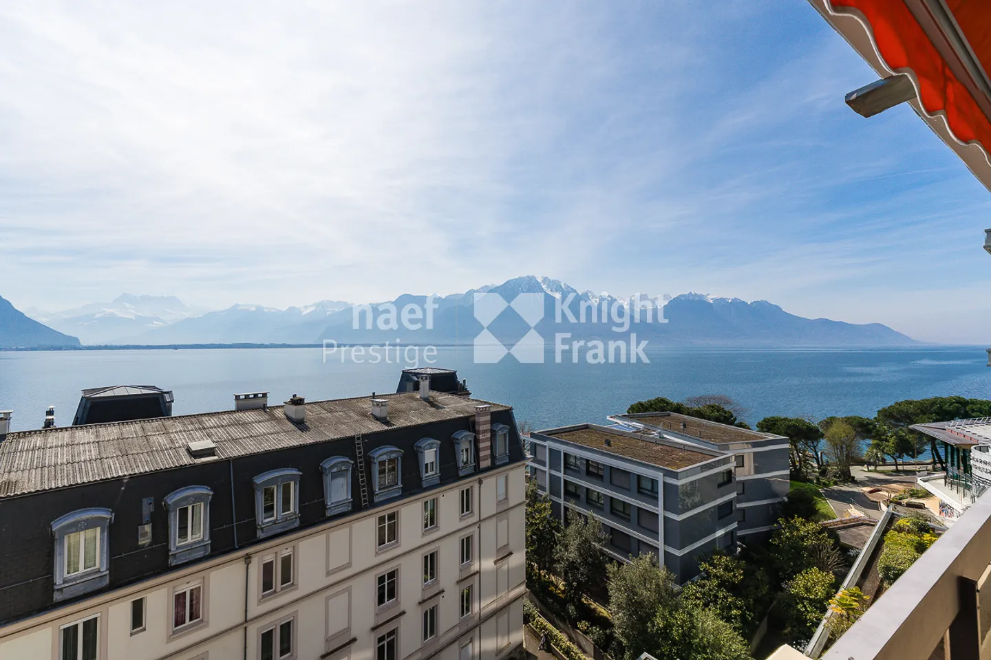 Wunderschöne 3,5-Zimmer-Wohnung am See im Zentrum von Montreux zu verkaufen - Foto 1 von 11
