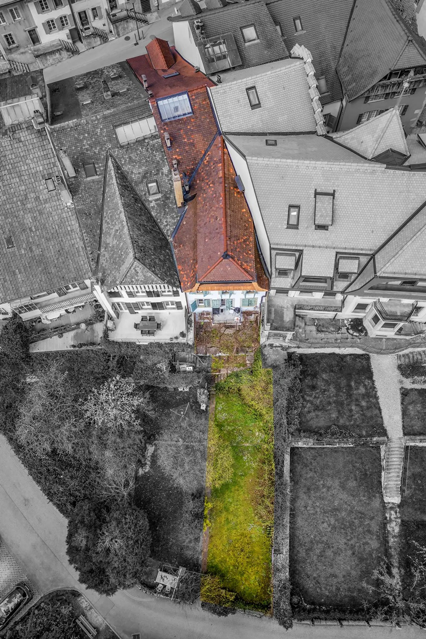 Gebäude mit 6 Wohnungen - Foto 9 von 9