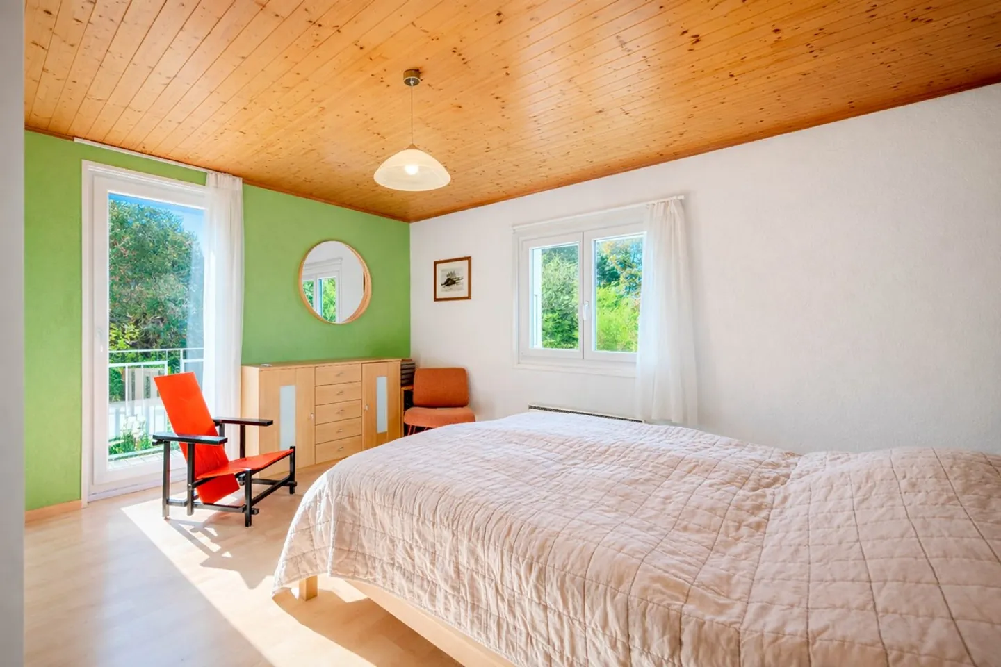 Charming semi-detached house with 5.5 rooms and garden - Photo 7 of 12