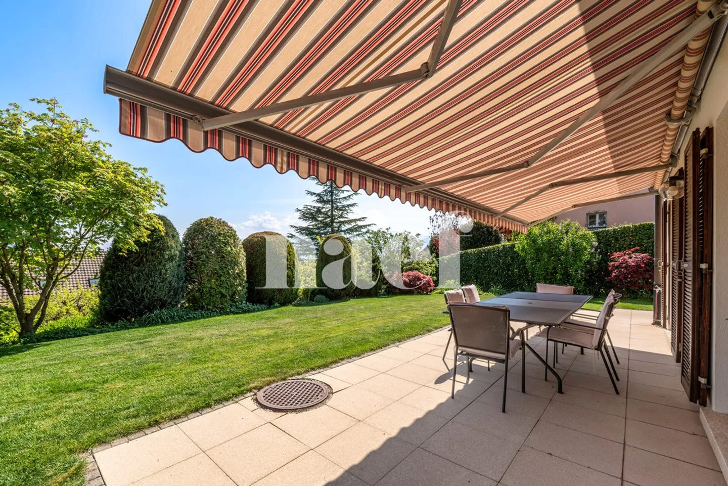 Semi-Detached House with Garages of 6.5 Rooms for Sale in Blonay - Photo 6 of 13