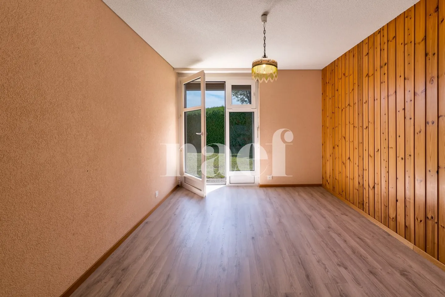 Magnifique villa de 5.5 pièces avec piscine à Grandson - Photo 8 sur 12