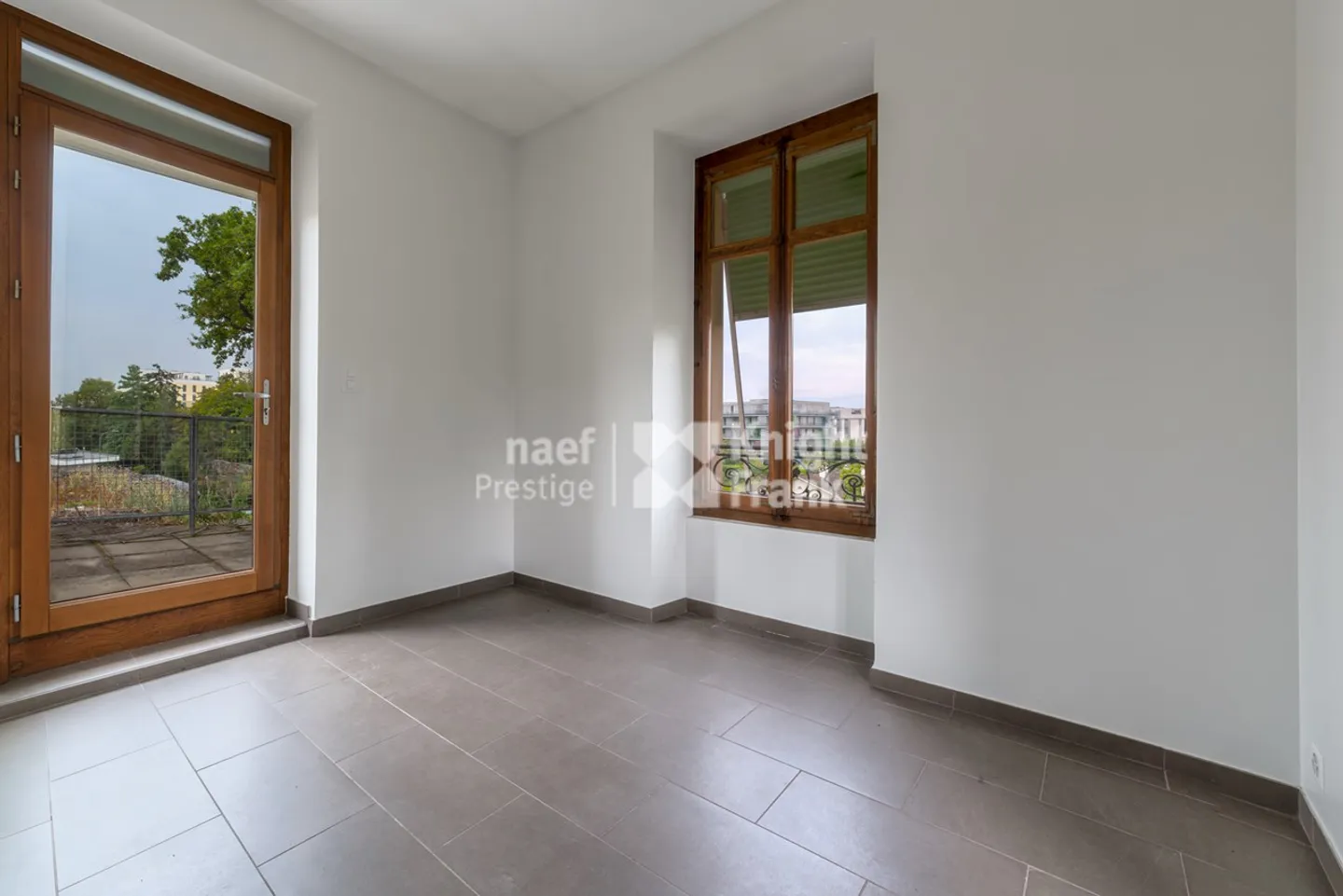 Selten: renoviertes Herrenhaus, 3 Wohnungen oder Familienvilla - Foto 12 von 12