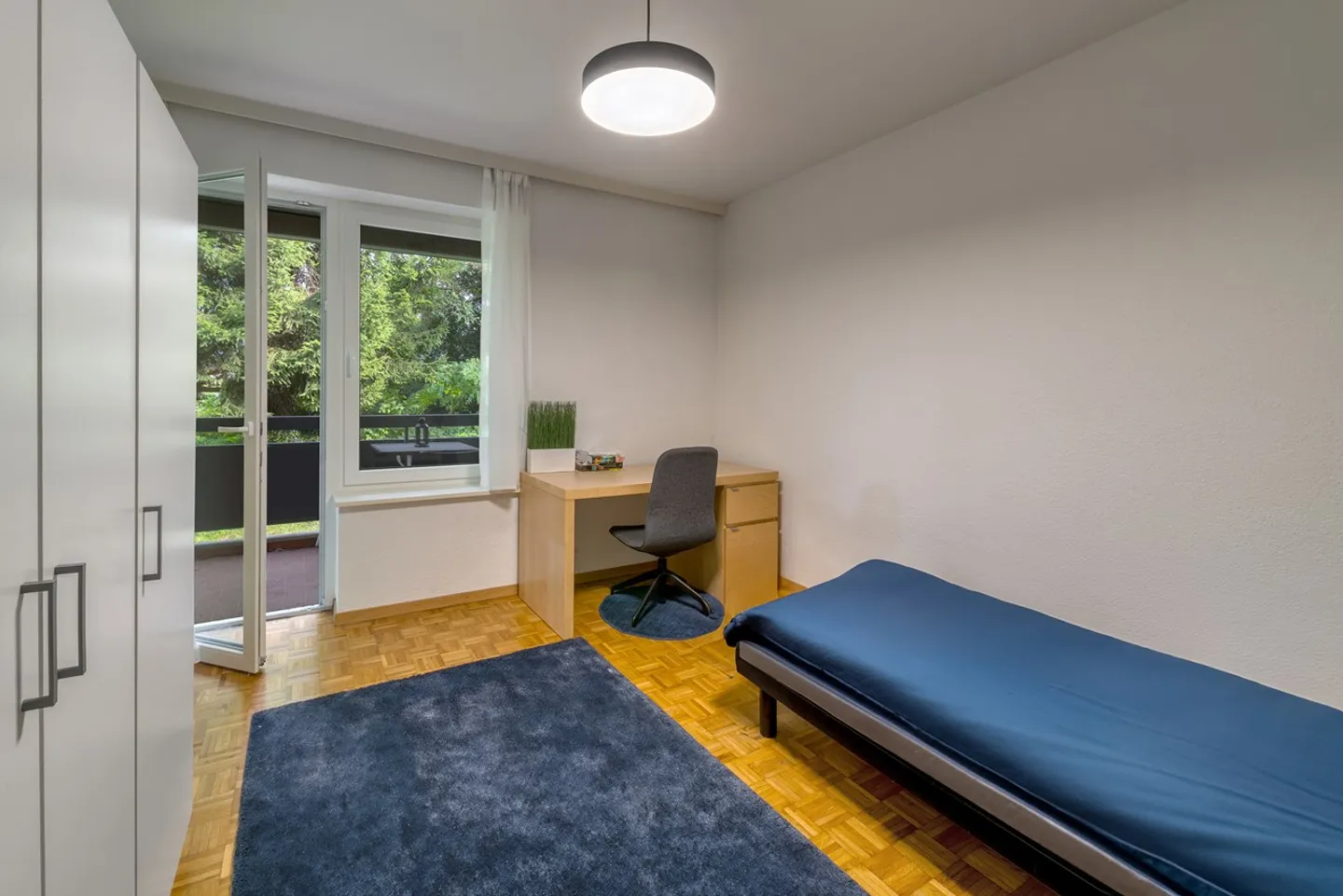 Charming 2.5-room apartment - Photo 3 of 6