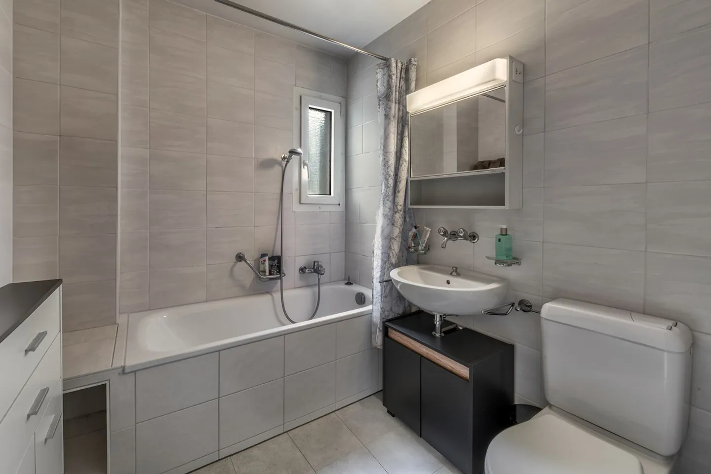 Charming 2.5-room apartment - Photo 6 of 6