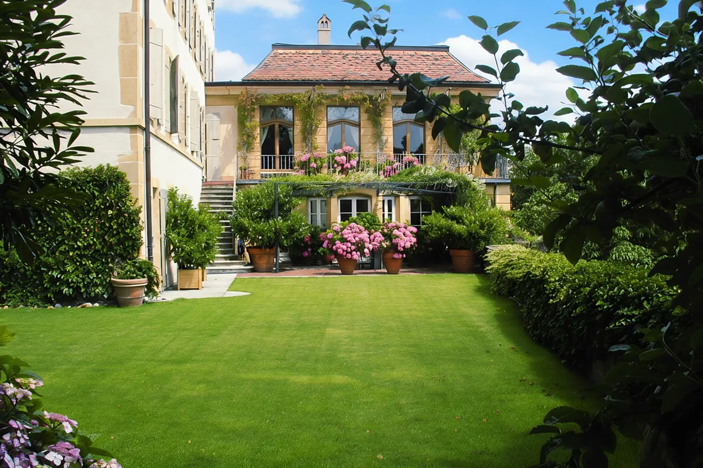 Eleganza e carattere nel cuore della città vecchia - Foto 1 di 13