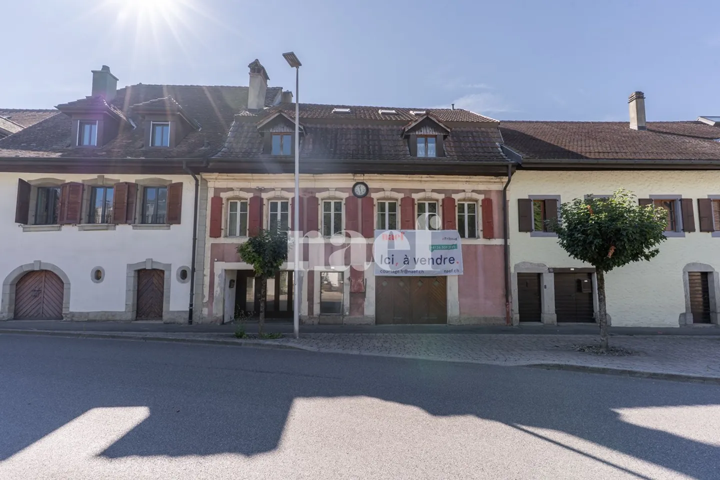 Maison de maître au bord du lac de Morat à vendre à Vallamand - Photo 1 sur 7