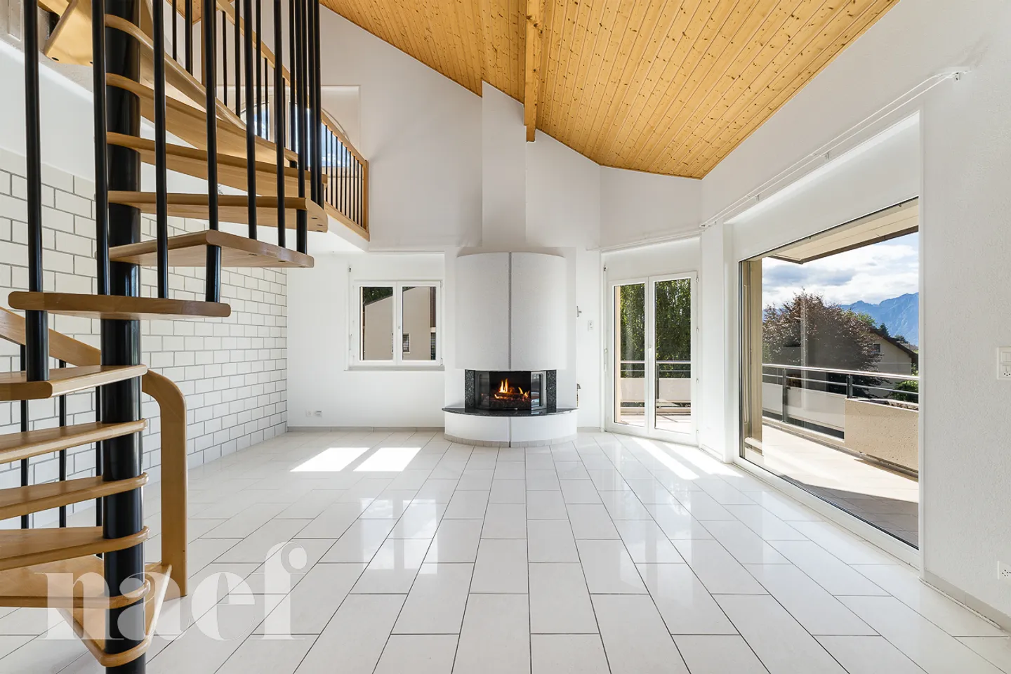 5.5-room duplex apartment just steps from all amenities for sale in Blonay - Photo 6 of 13