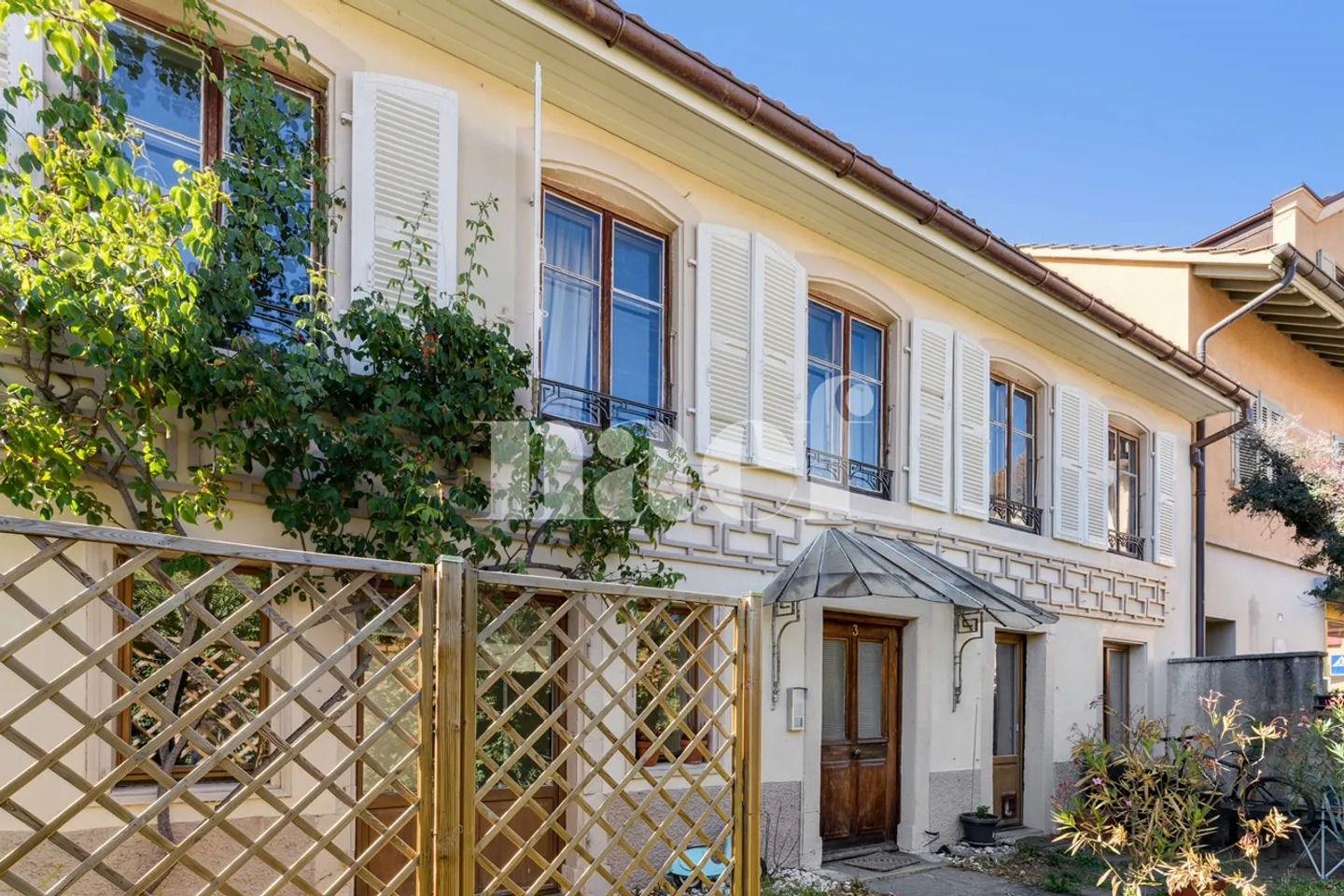 Residenza storica di carattere nel cuore di Bevaix - Foto 1 di 10
