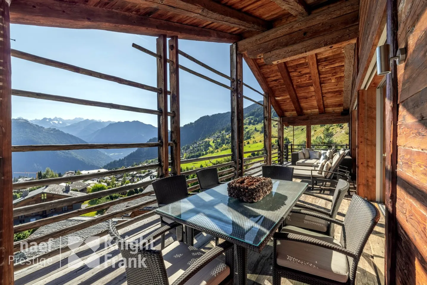 High-end chalet with swimming pool in Verbier - Photo 6 of 11