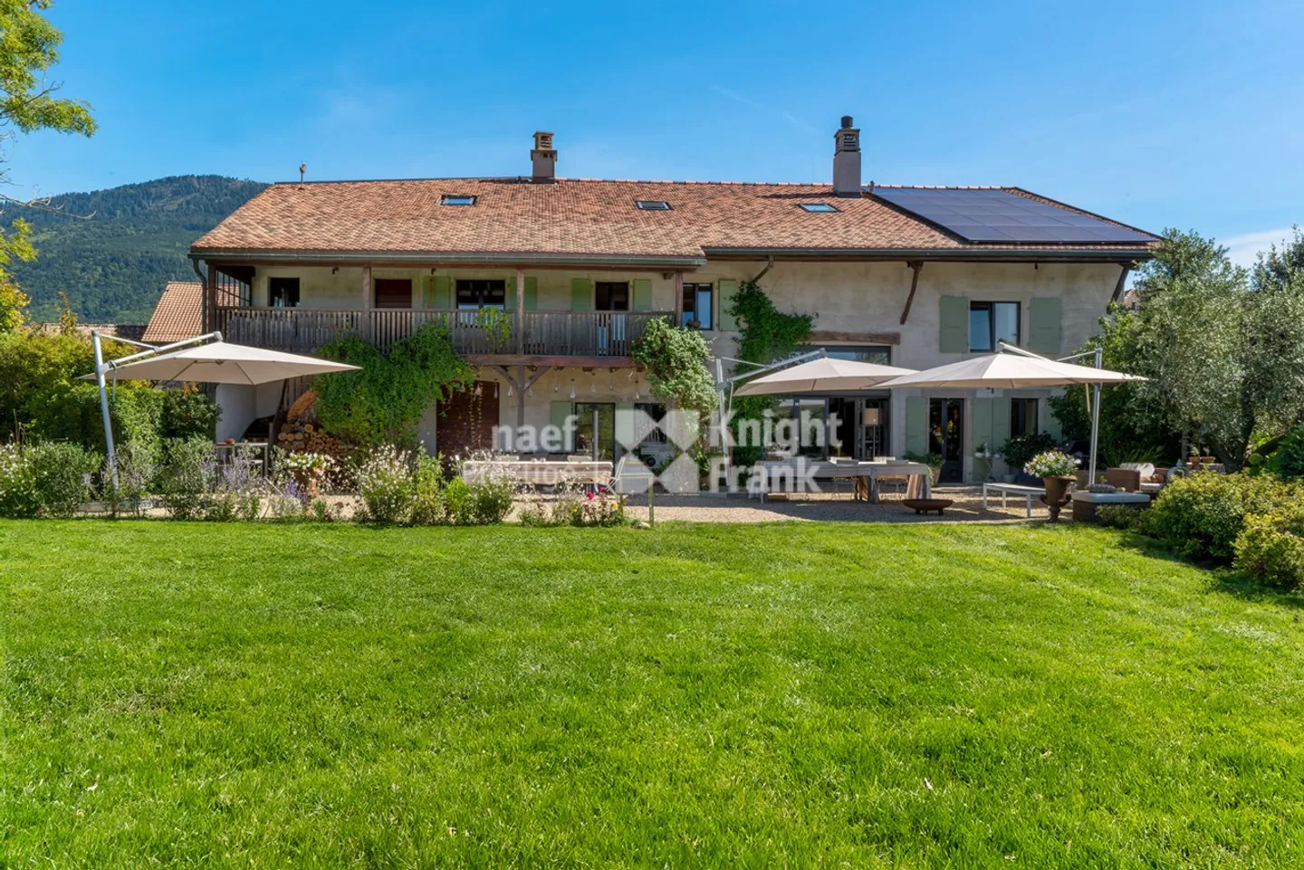Lussuosa casa familiare ristrutturata. - Foto 1 di 9