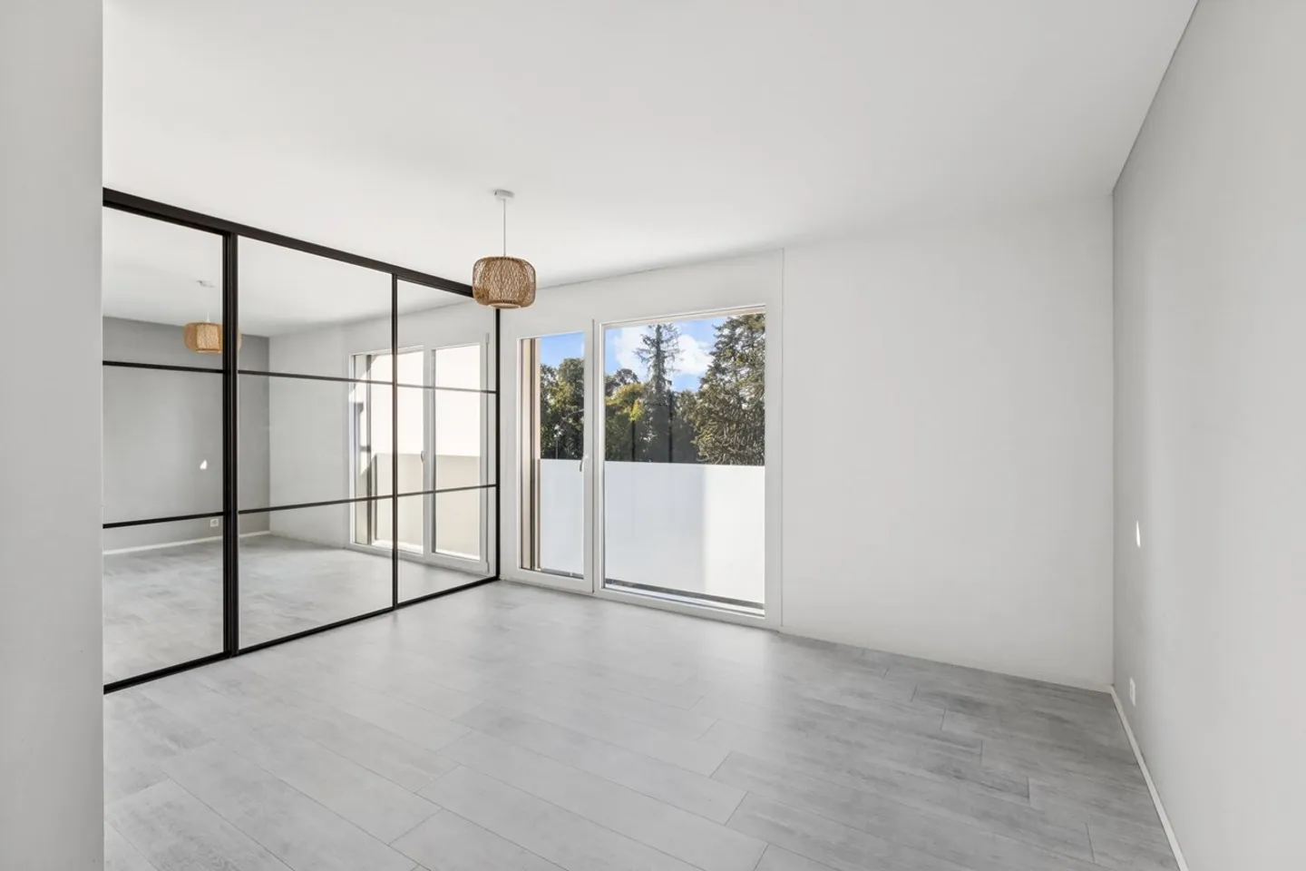 Villa contemporanea di 6,5 stanze nelle alture della città - Foto 6 di 9