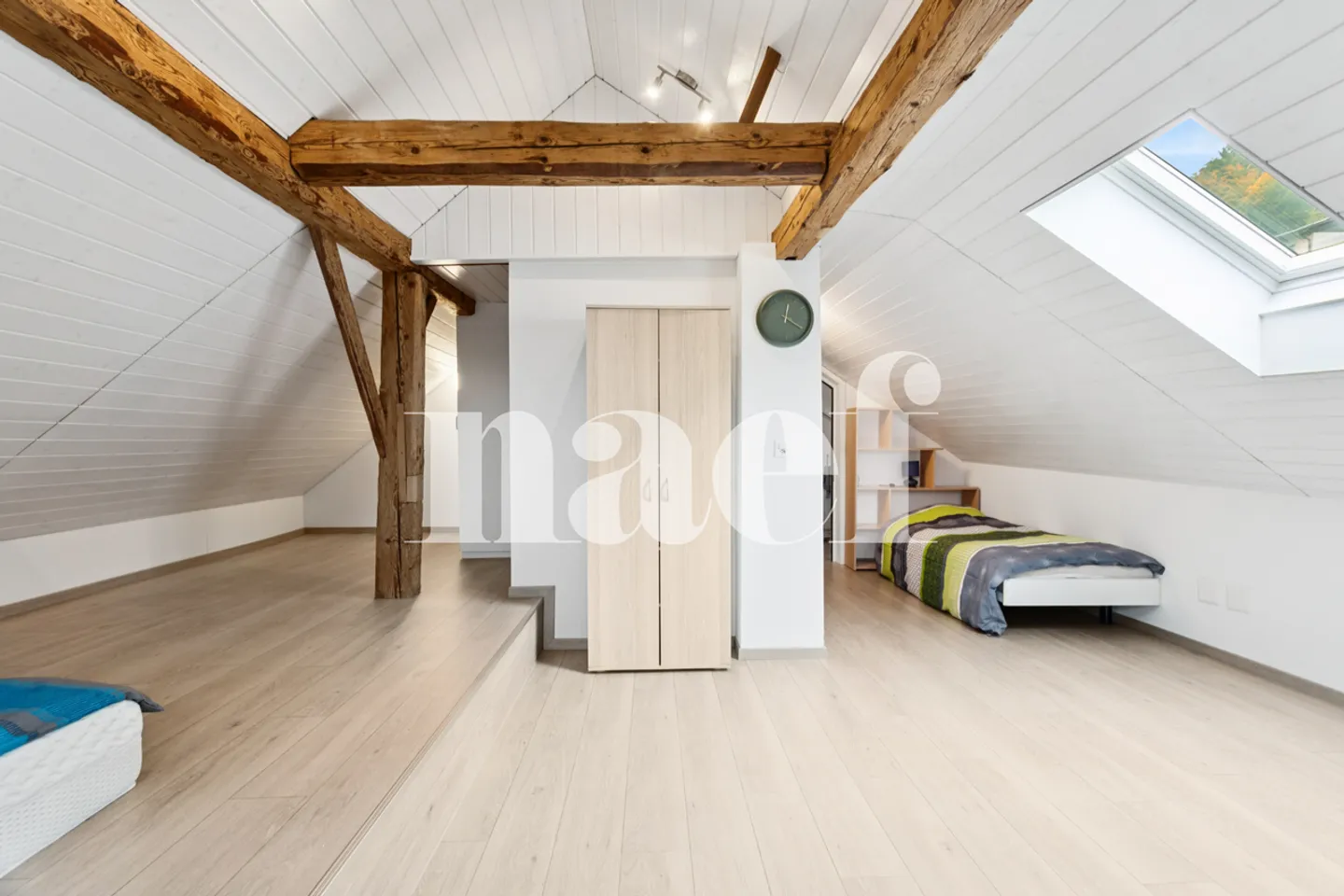 Beautiful renovated farmhouse with 5.5 rooms for sale in Senèdes - Photo 8 of 9