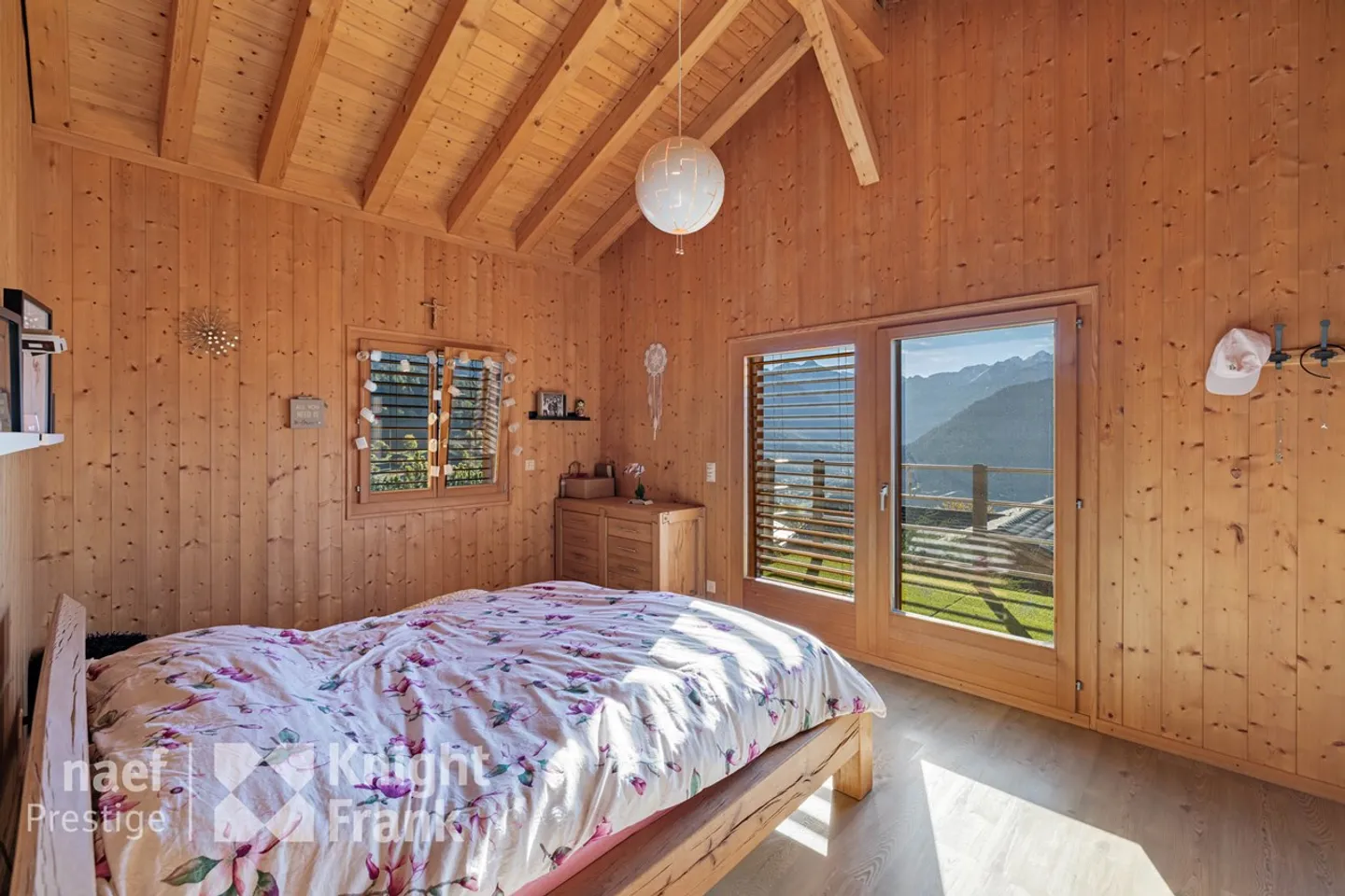 Chalet avec vue imprenable sur les sommets, au Levron. - Photo 6 sur 8