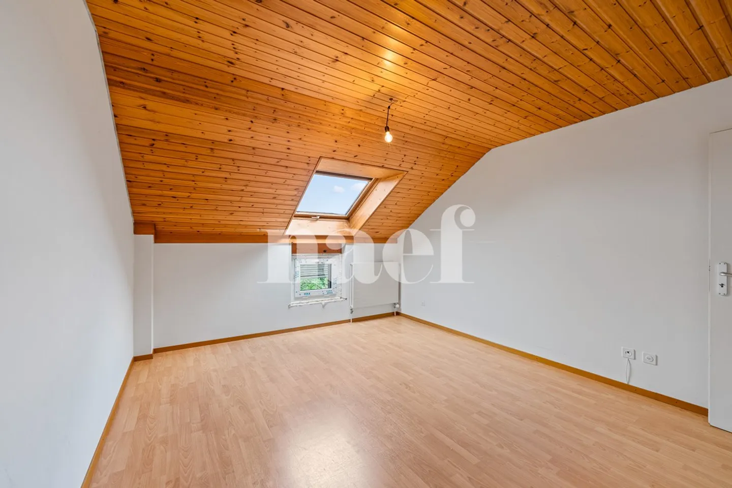 4,5-Zimmer-Wohnung im obersten Stockwerk zu verkaufen in Fétigny - Foto 4 von 7