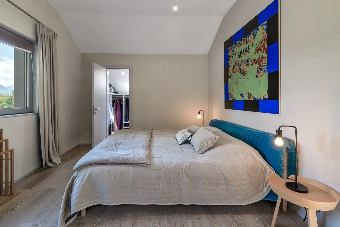 Magnifica villa contemporanea di 5,5 stanze con piscina - Foto 8 di 10