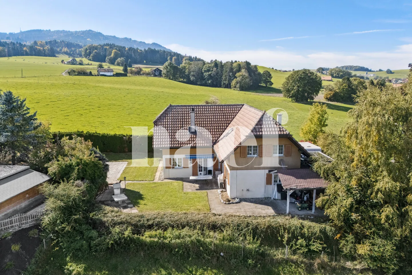 6,5-Zimmer-Einfamilienhaus mit atemberaubendem Blick in Le Bry zu verkaufen - Foto 1 von 7