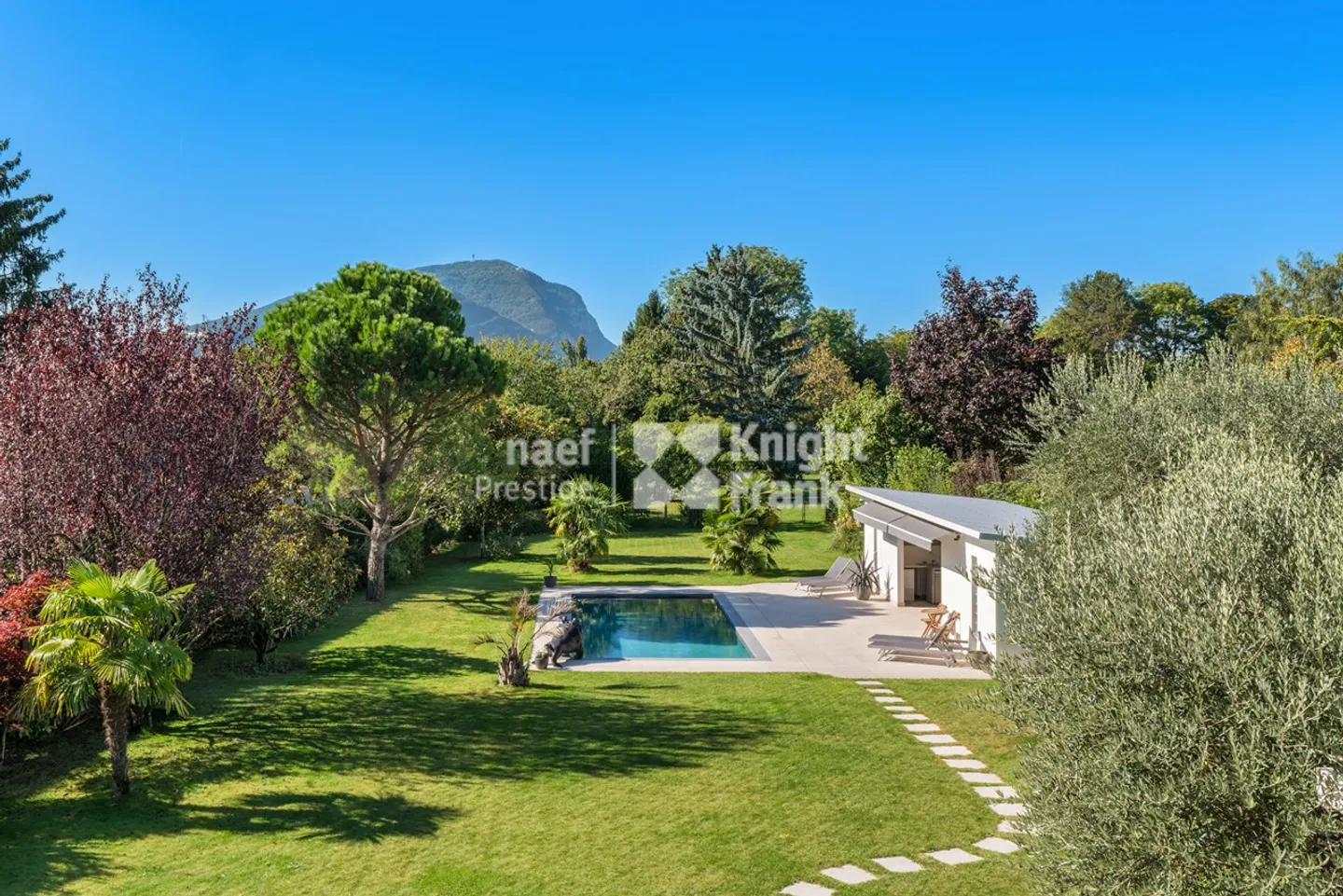 Zeitgenössische Villa in der Genfer Landschaft - Foto 11 von 12
