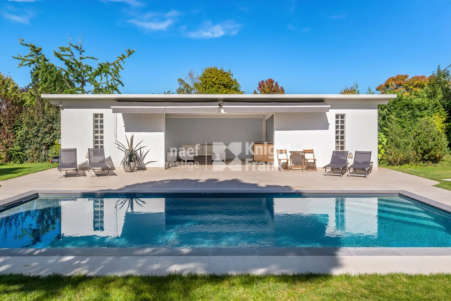Zeitgenössische Villa in der Genfer Landschaft - Foto 12 von 12