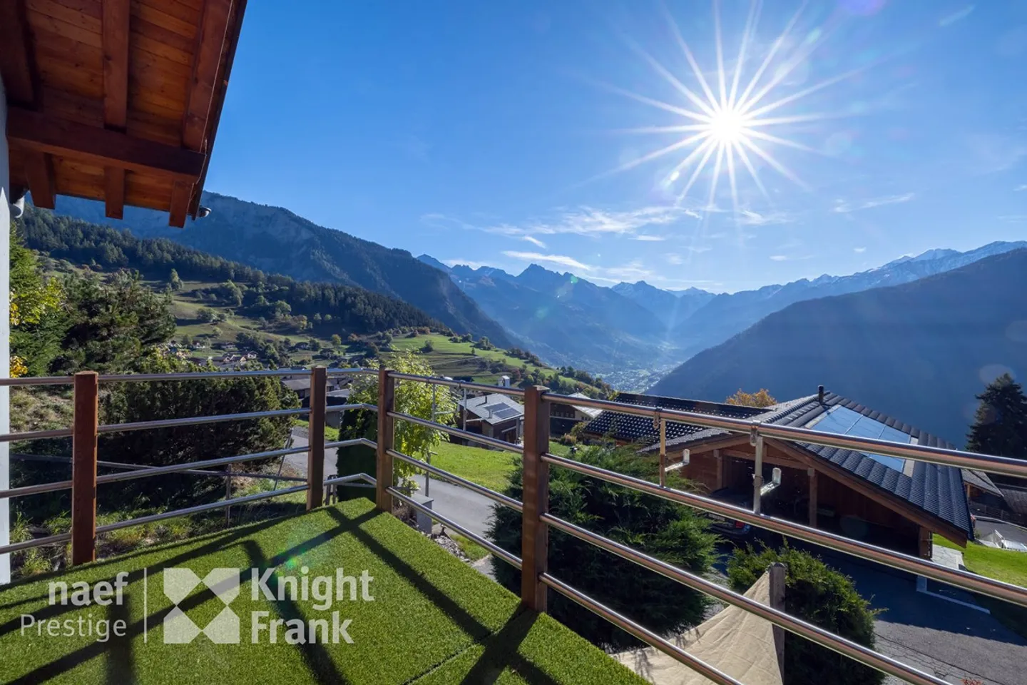 Chalet avec vue imprenable sur les sommets, au Levron. - Photo 8 sur 8
