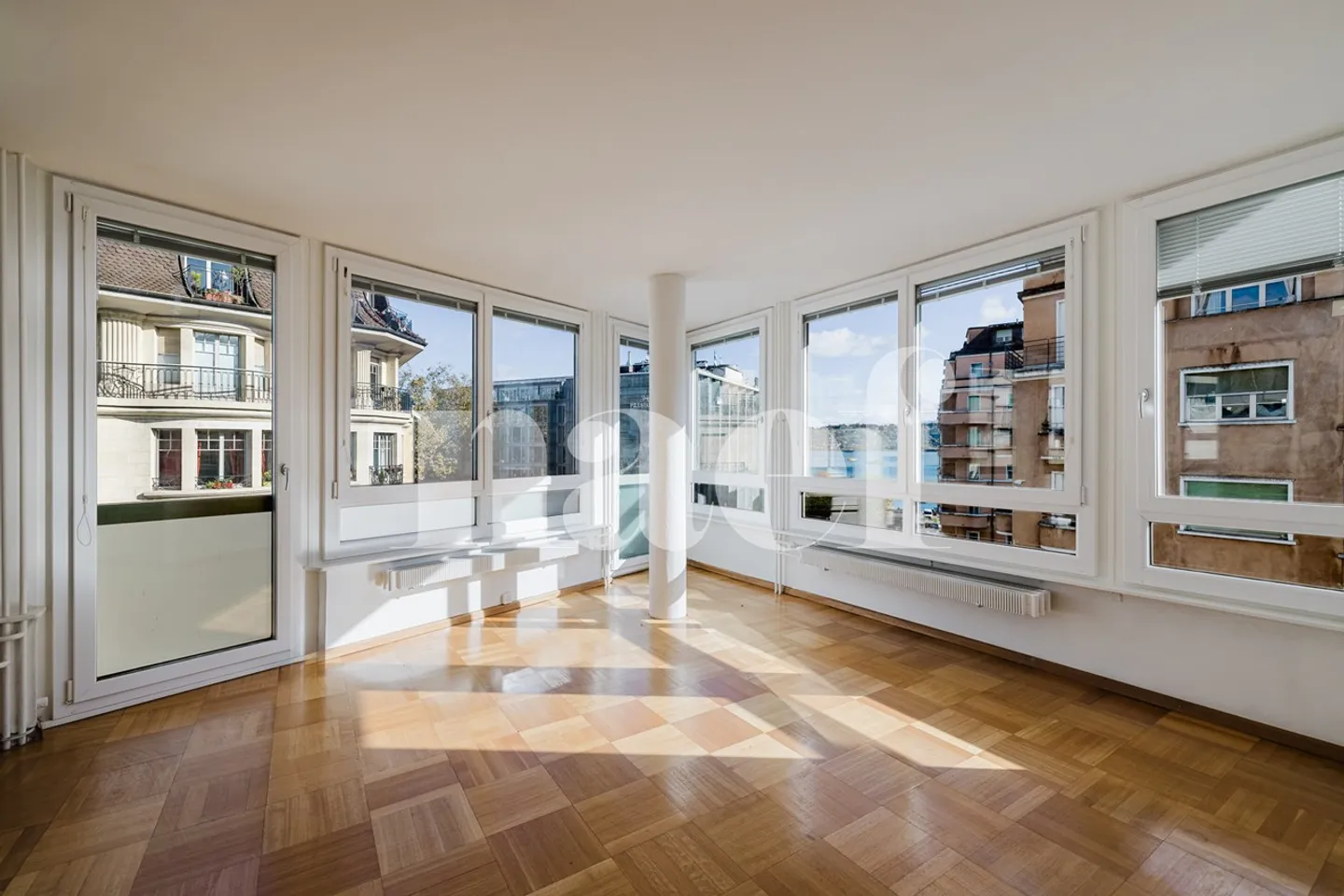 4-room apartment with lake view - Photo 1 of 12