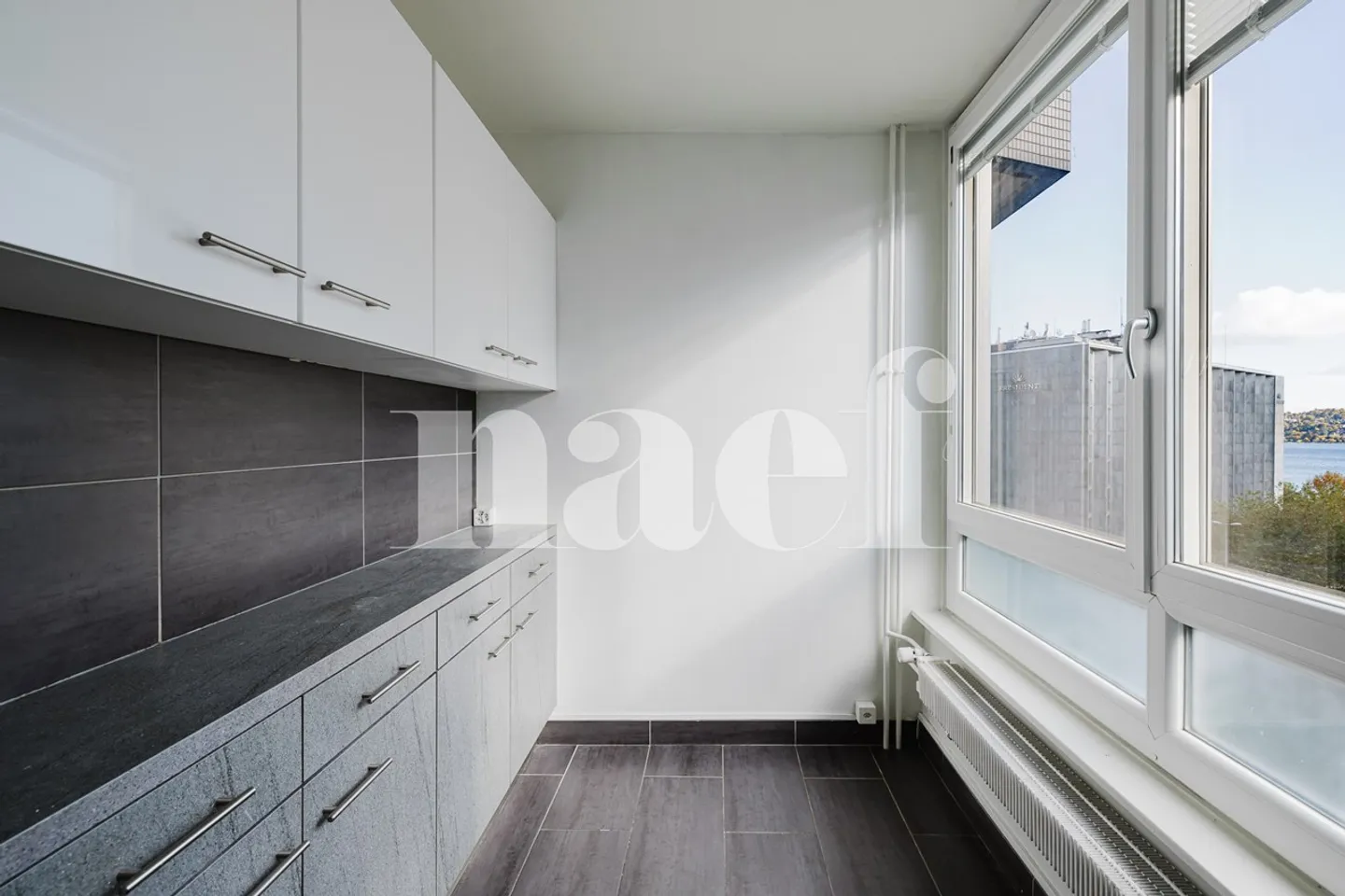 4-room apartment with lake view - Photo 7 of 12