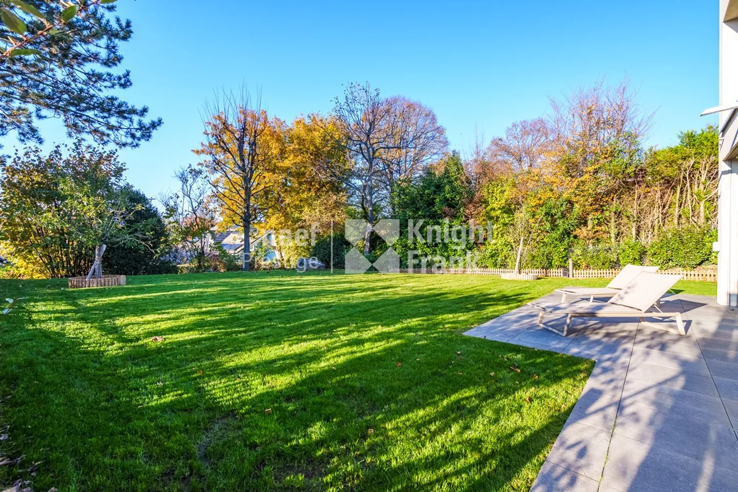 Elegance, comfort and prime location for this exceptional villa - Photo 10 of 10