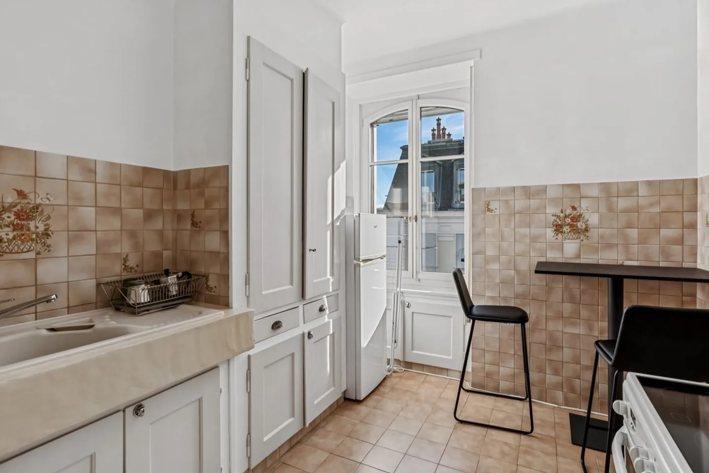 Incantevole appartamento di 2,5 locali situato vicino al centro di Losanna - Foto 6 di 8