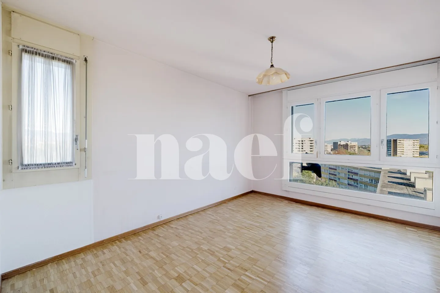 6-room apartment in Meyrin - Ideal for families, with garage, on a high floor - Photo 7 of 12