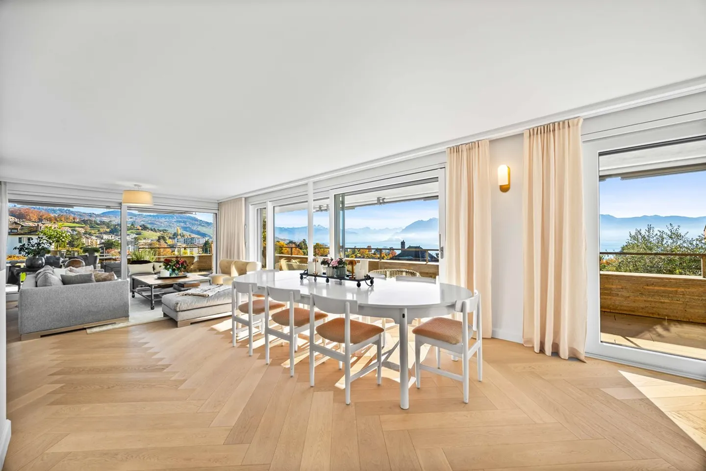 Appartamento di prestigio tra lago e vigneti - Foto 4 di 12