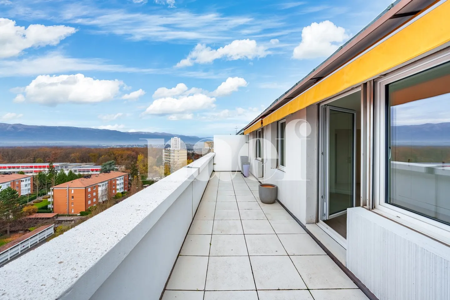 2-room penthouse apartment - Photo 7 of 11