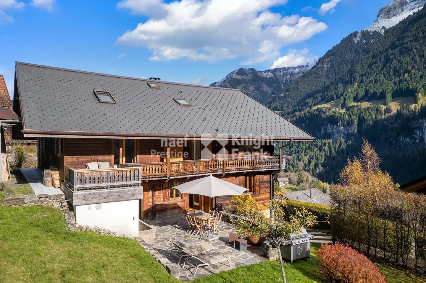 Chalet d'exception de 12.5 pièces à vendre à Champéry - Foto 1 di 13