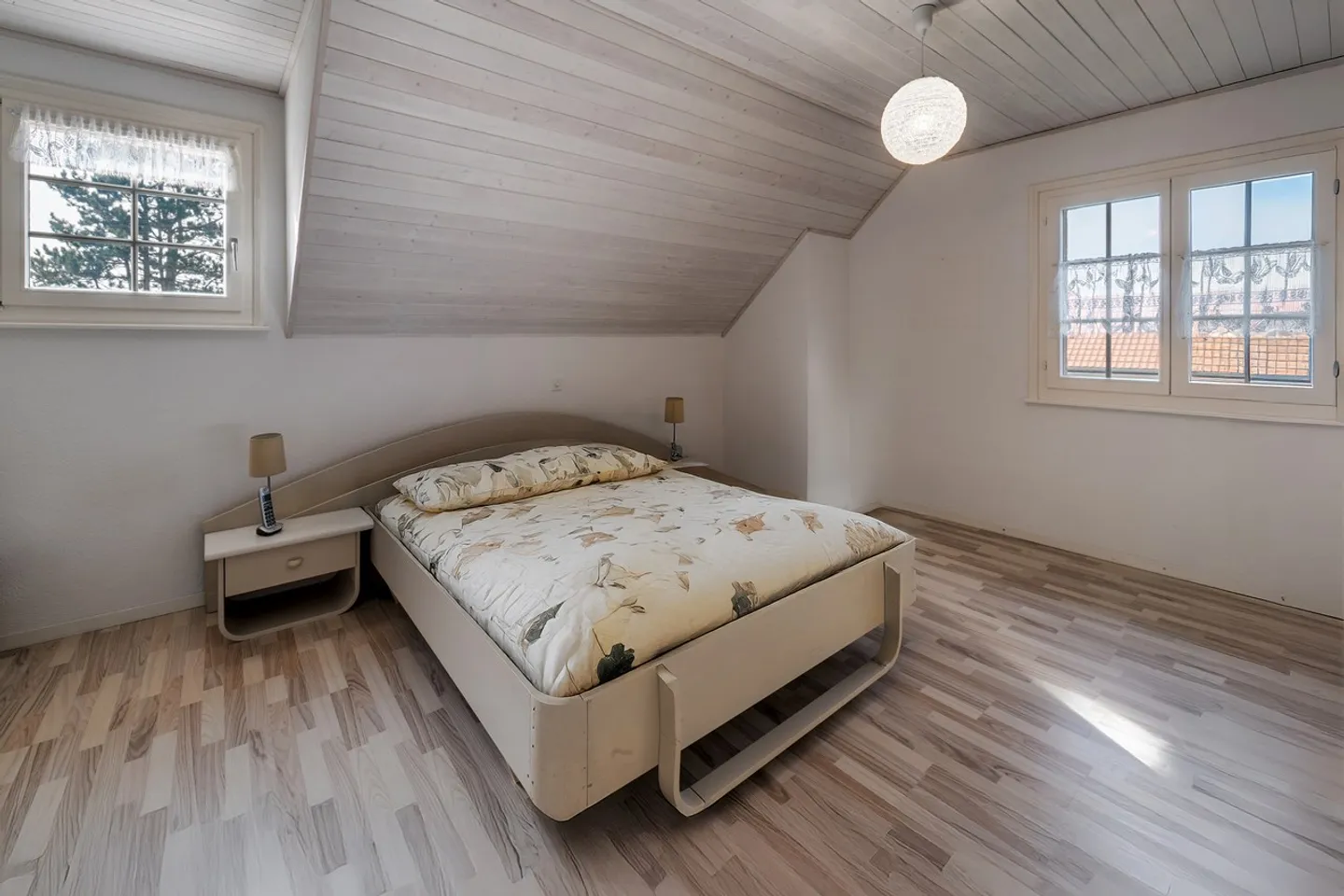 Charming family home with 5.5 rooms - Photo 10 of 13