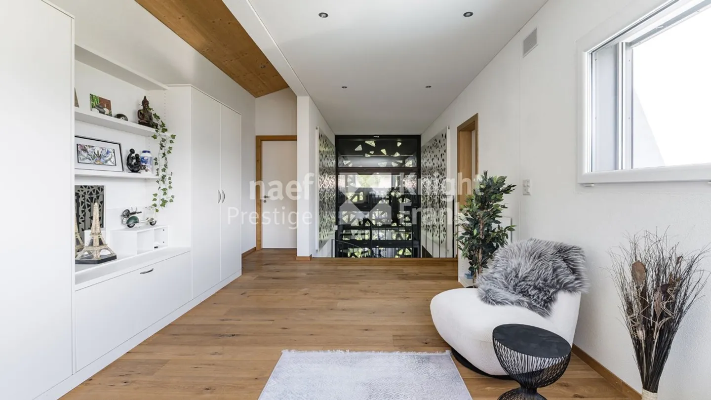 Architect-designed house with 7.5 rooms, pool, and jacuzzi in a green setting for sale in Collombey-Muraz - Photo 10 of 13