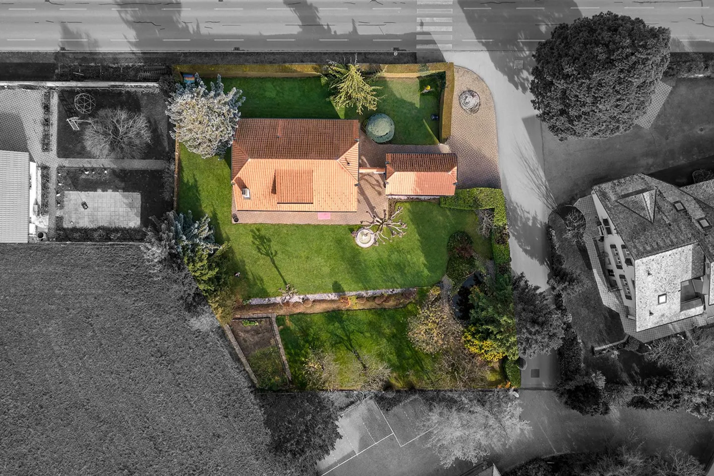 Charming family home with 5.5 rooms - Photo 4 of 13