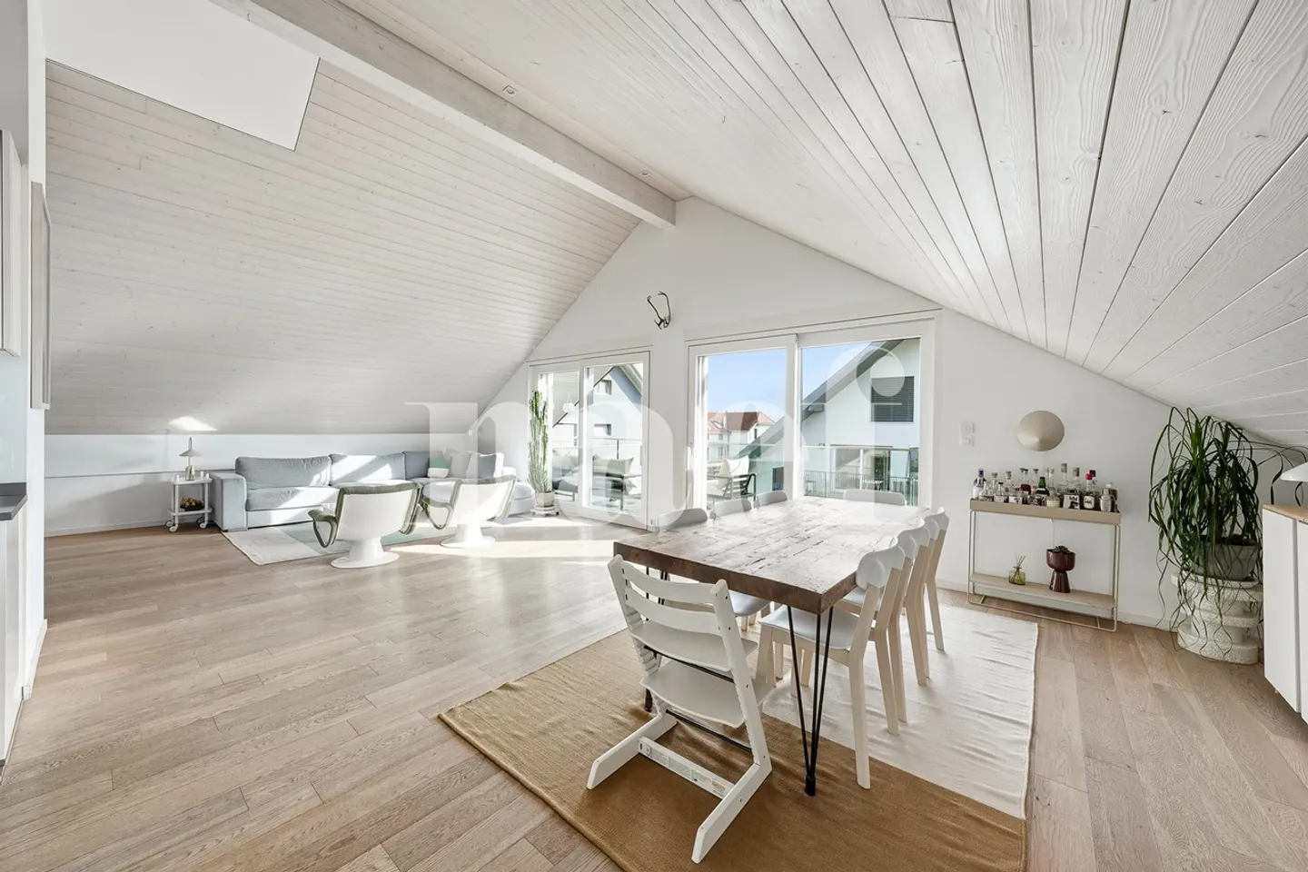 Exclusively: Superb 5.5-room duplex in Eysins - Photo 1 of 9