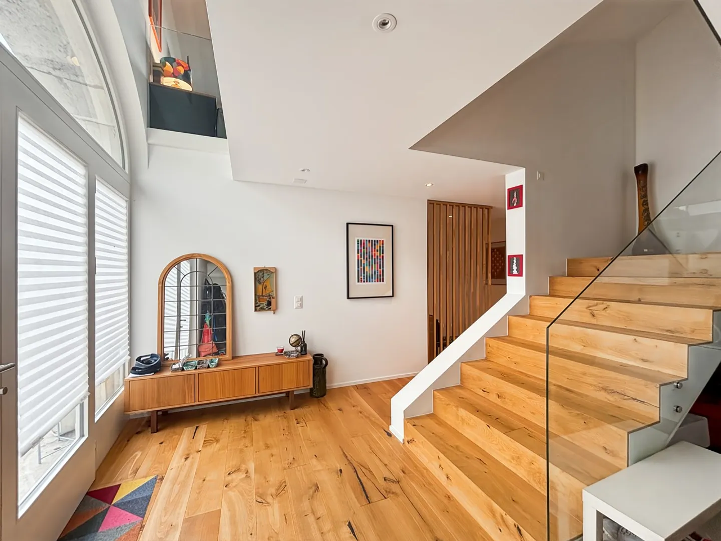 Triplex 6.5 rooms with lake view fully renovated - Photo 1 of 7