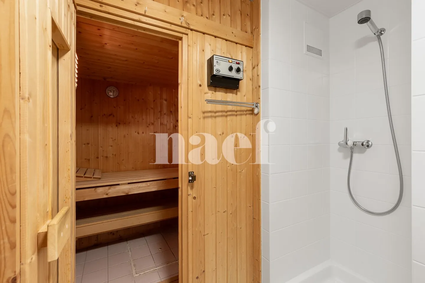 Appartement rénové de 3.5 pièces avec terrasse / jardin et vue panoramique sur le lac à vendre à Chardonne - Photo 11 sur 11