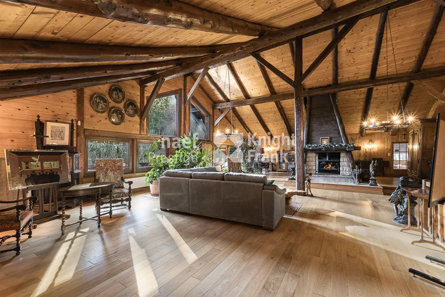 Exceptional 6-room chalet for sale between Troistorrents and Morgins / VS - Photo 8 of 13