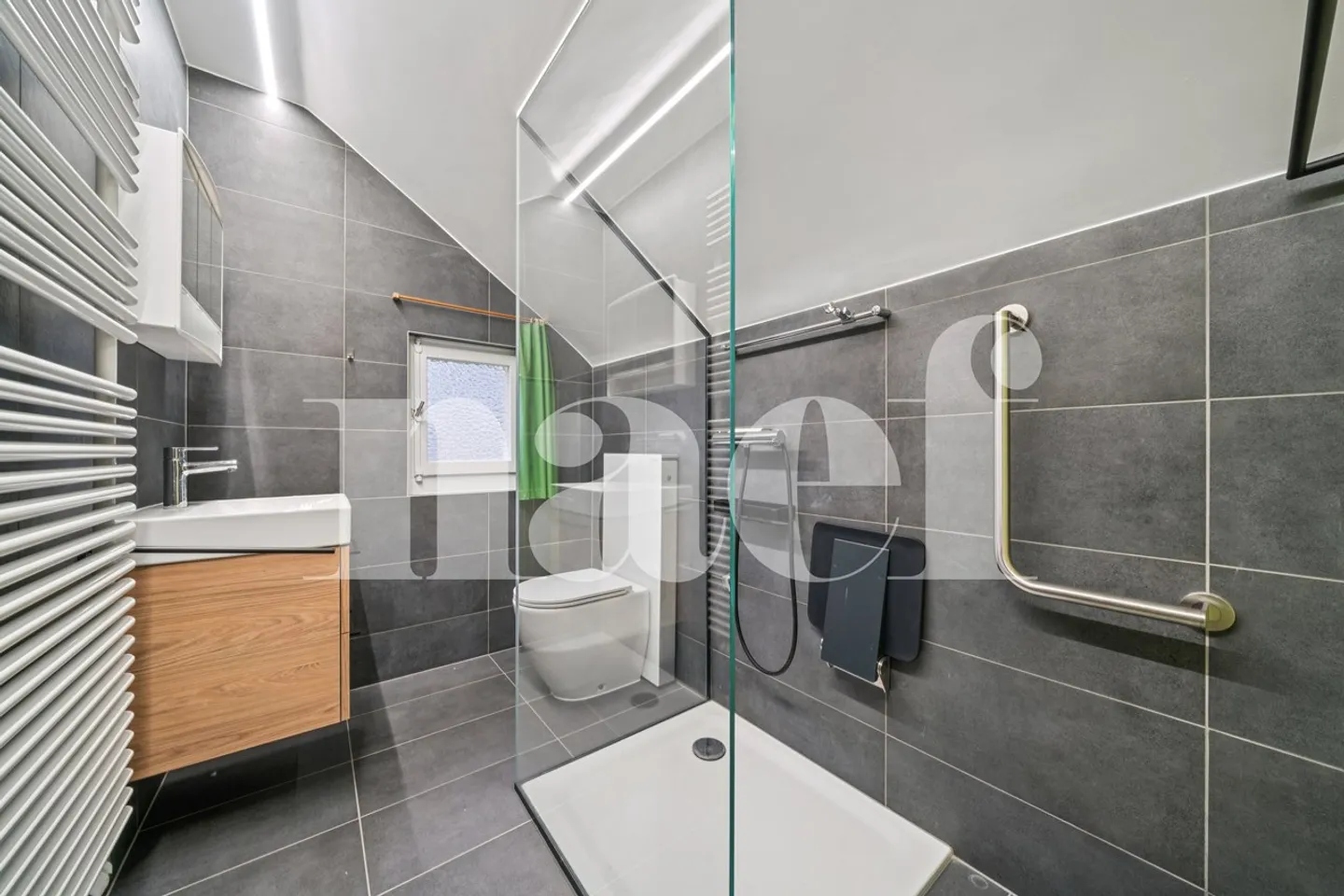 Opportunité rare : maison individuelle avec vue sur le lac et fort potentiel d'extension - Photo 5 sur 10