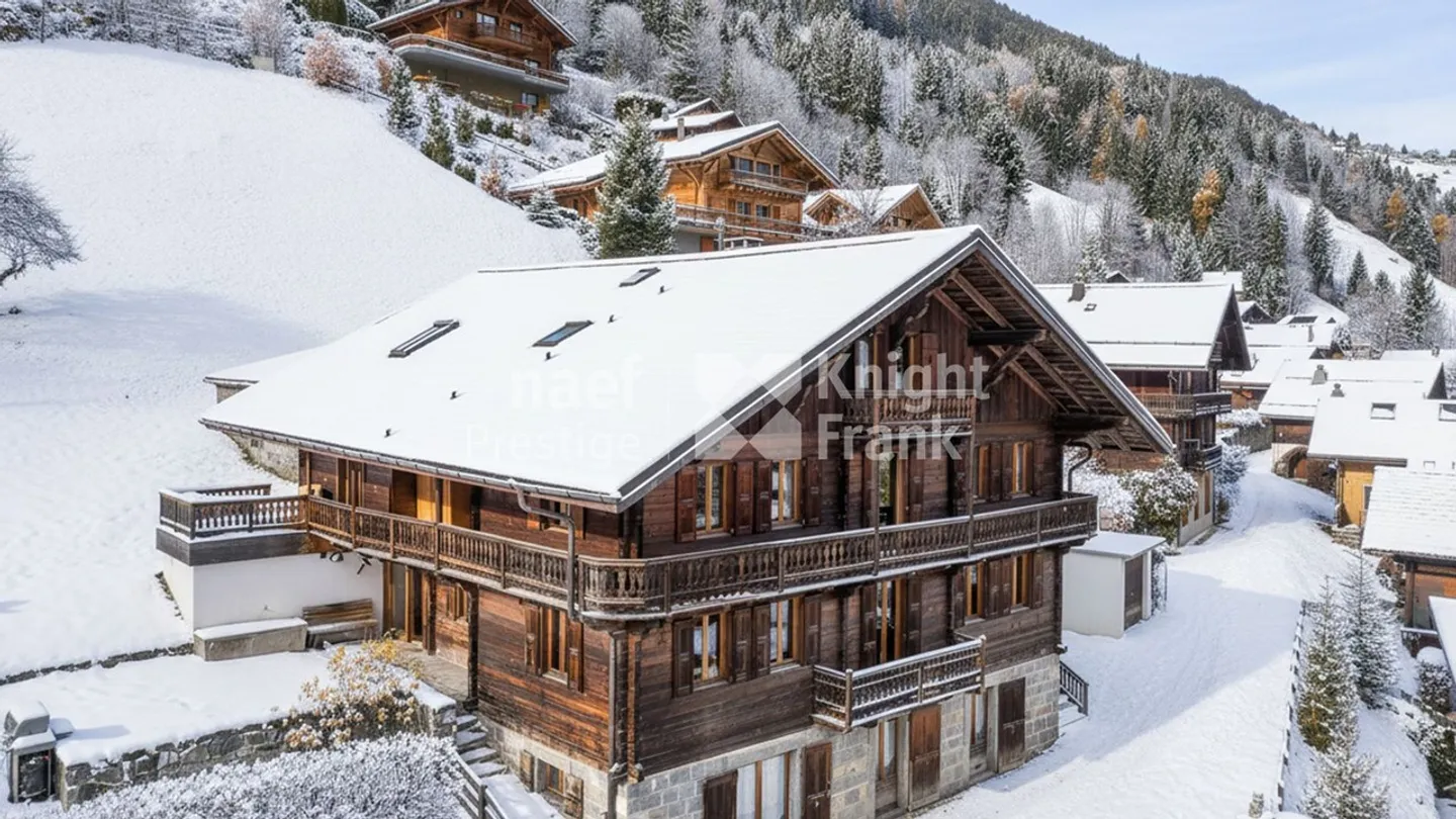 Exceptional 12.5-room chalet for sale in Champéry - Photo 1 of 13