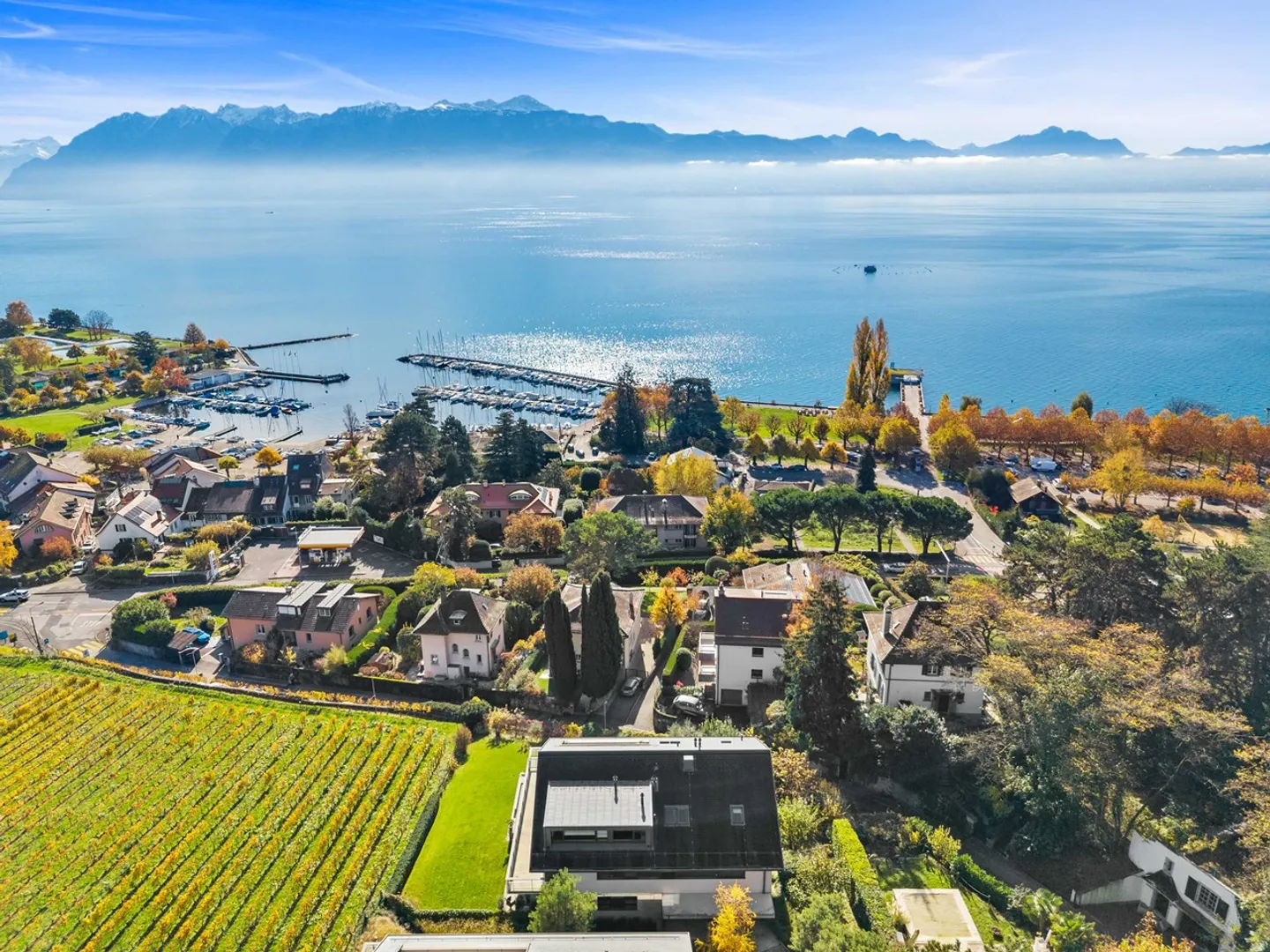 Appartamento di prestigio tra lago e vigneti - Foto 1 di 12