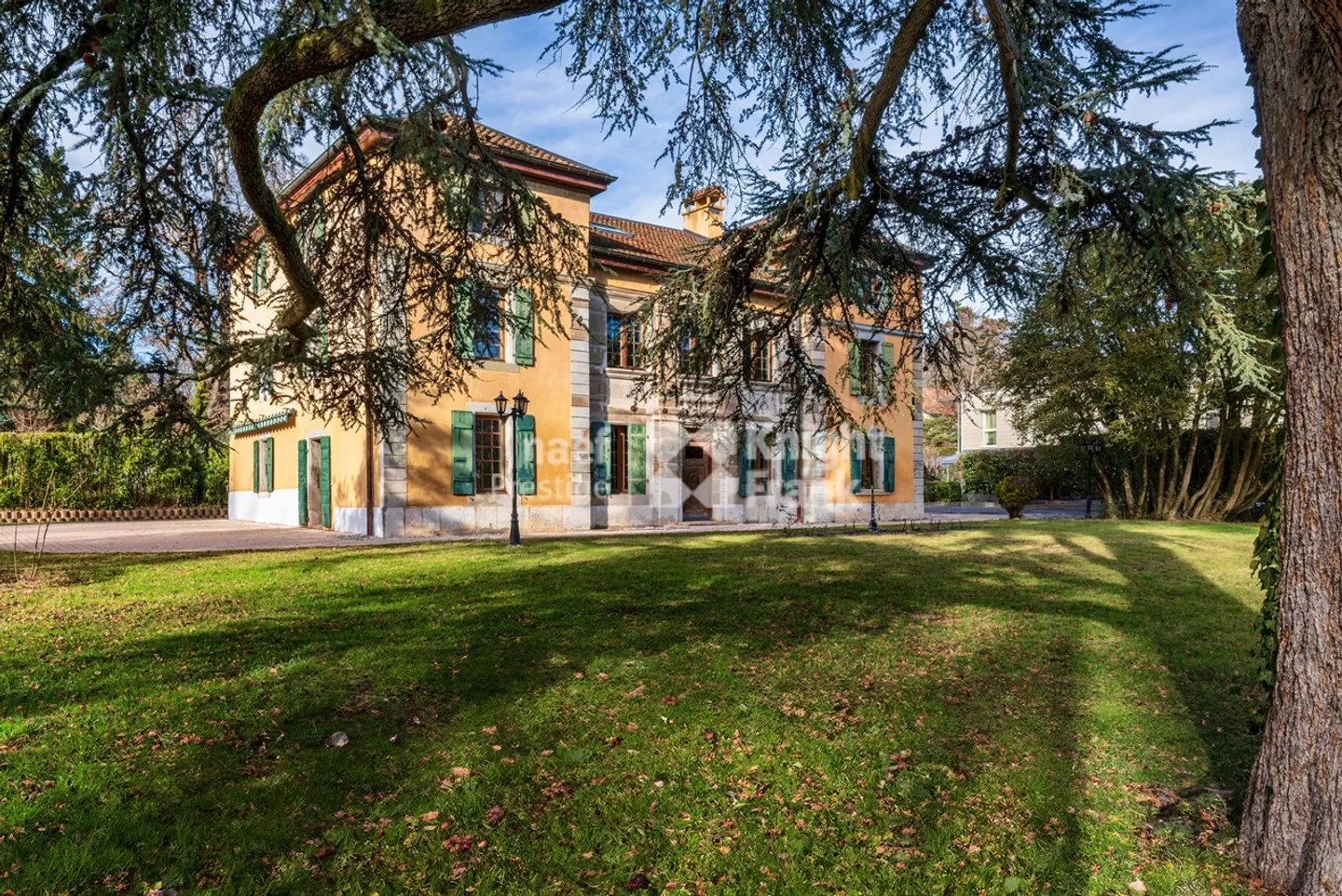 Master Property near International Organizations - Photo 3 of 11