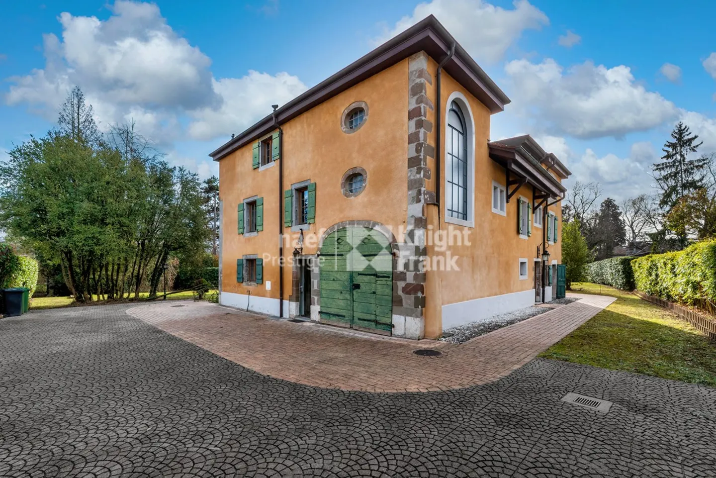 Master Property near International Organizations - Photo 4 of 11