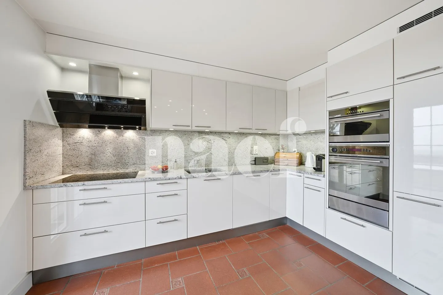 Exclusivity: Individual property with pool and view of the Alps - Photo 4 of 9