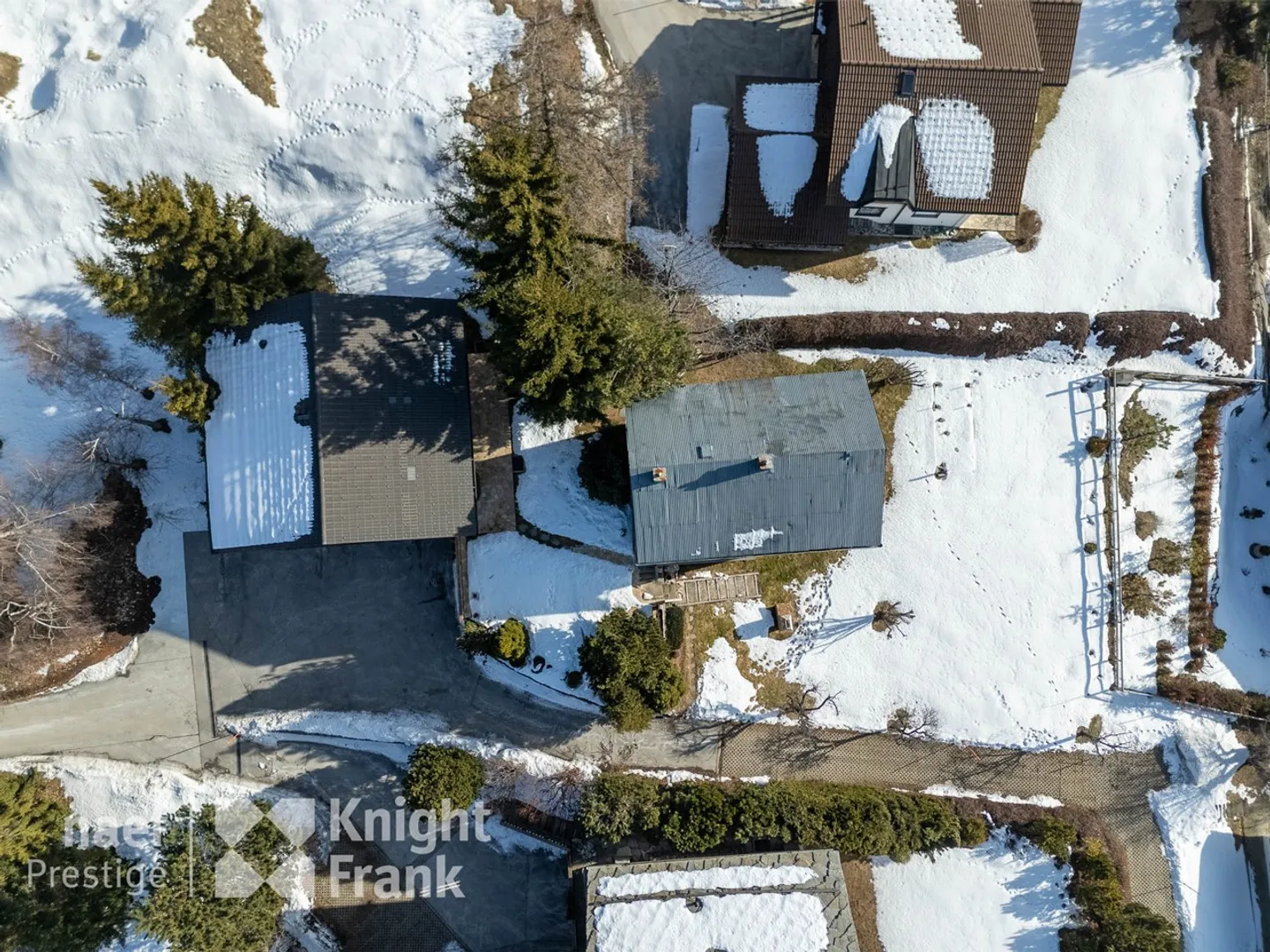 Zwei charmante Immobilien auf separaten Grundstücken - Foto 1 von 12