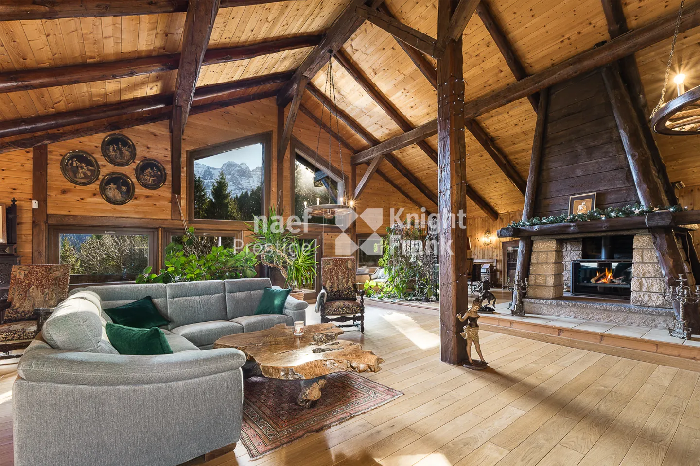 Exceptional 6-room chalet for sale between Troistorrents and Morgins / VS - Photo 6 of 13