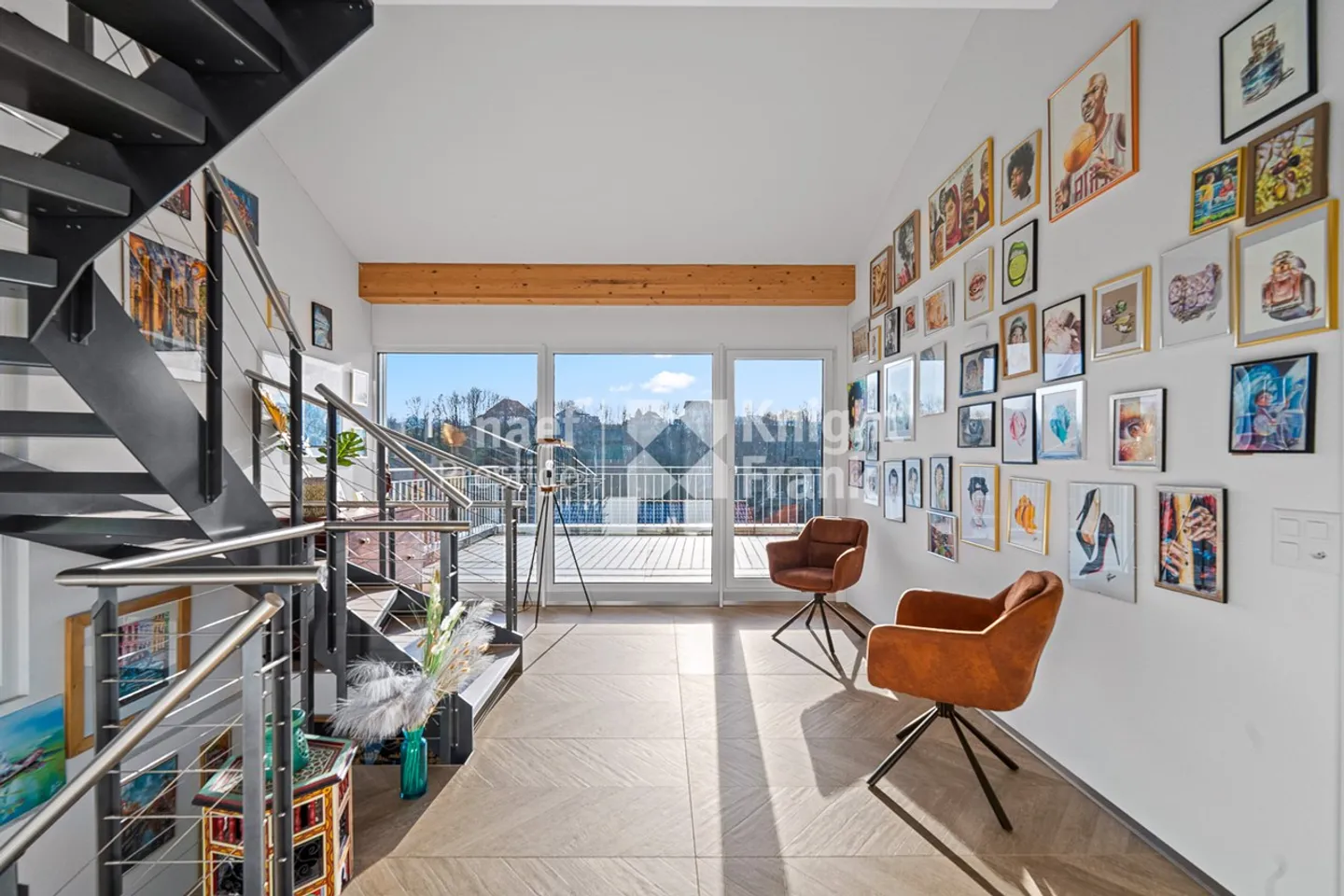 Wunderschönes freistehendes Haus mit 7 Zimmern und unverbautem Blick auf die Landschaft sowie beheiztem Pool zu verkaufen in St-Ursen - Foto 7 von 12