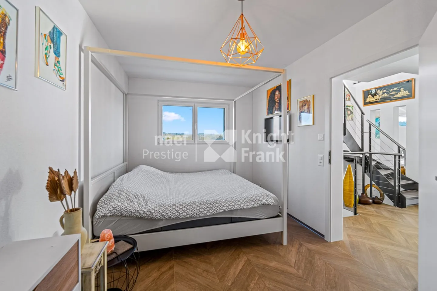 Wunderschönes freistehendes Haus mit 7 Zimmern und unverbautem Blick auf die Landschaft sowie beheiztem Pool zu verkaufen in St-Ursen - Foto 6 von 12