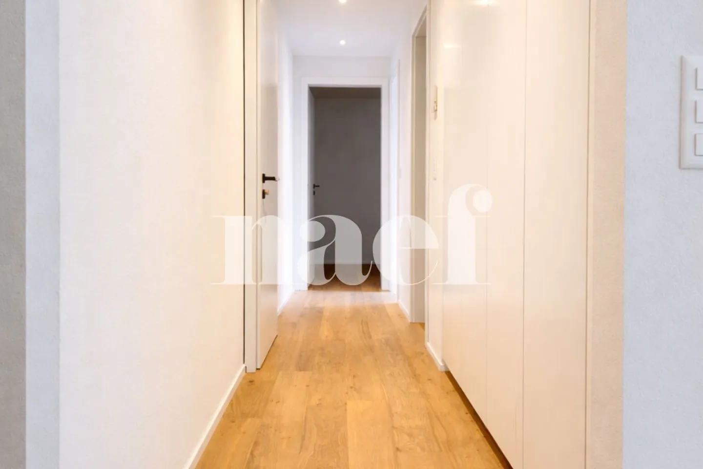 Appartamento moderno con terrazza - Foto 8 di 10