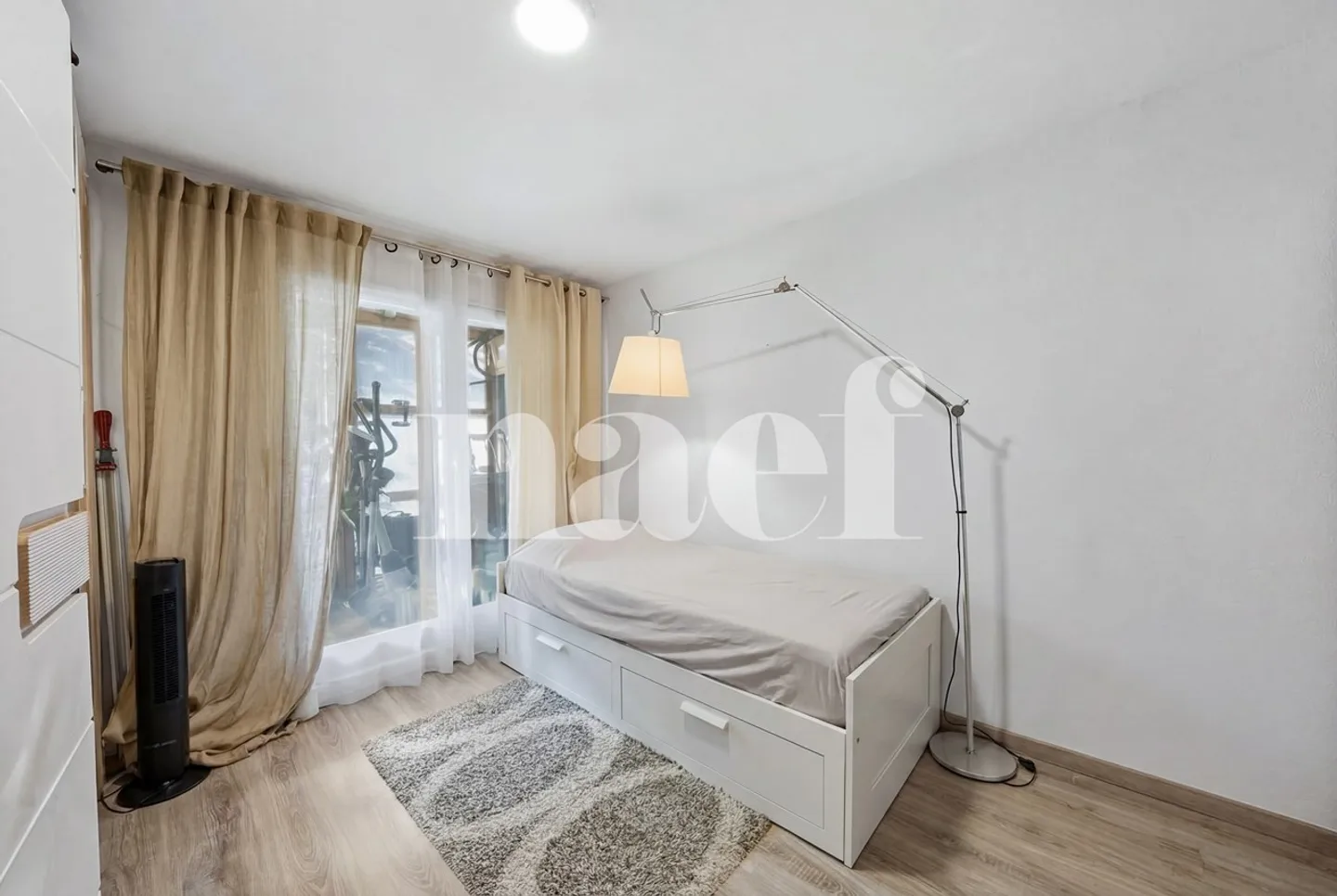 Appartement en rez-de-jardin au centre de Nyon - Foto 8 di 9